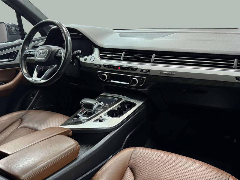 2018 Audi Q7 2.0T quattro Premium Plus