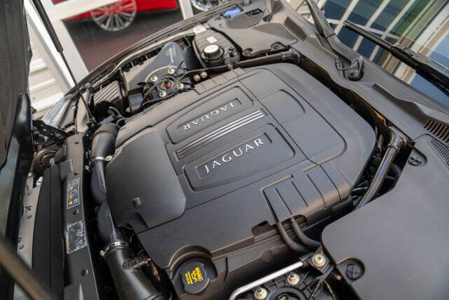 2010 Jaguar XK 32
