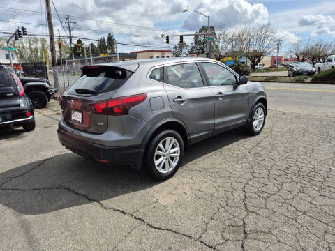 2017 Nissan Rogue Sport S