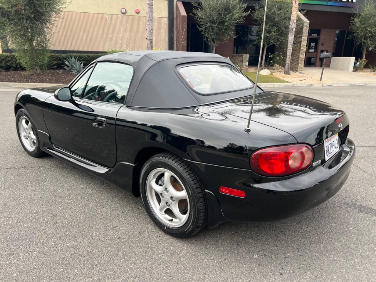 2001 Mazda MX-5 Miata for sale at ZRV AUTO INC in Brea, CA