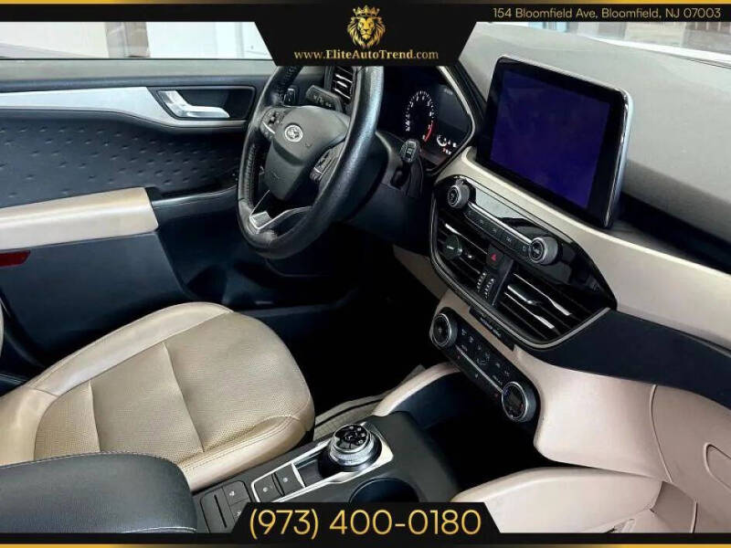 2020 Ford Escape SEL