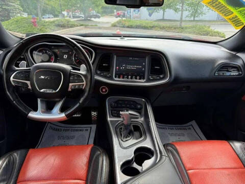 2016 Dodge Challenger SRT 392