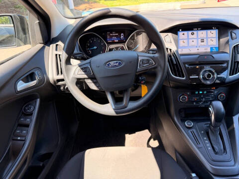 2017 Ford Focus SEL