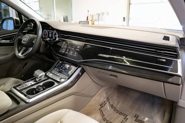 2021 Audi Q7 quattro Premium Plus 55 TFSI