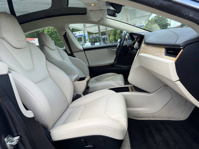 2018 Tesla Model S 75D