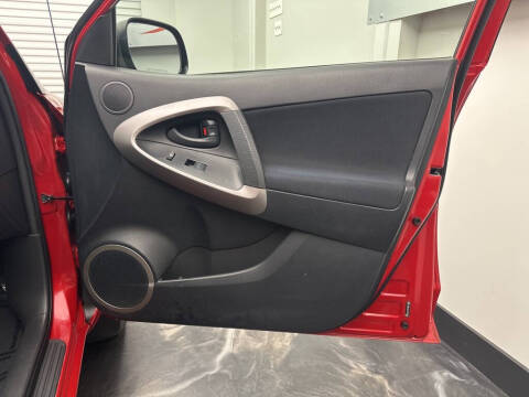 2007 Toyota RAV4 Sport