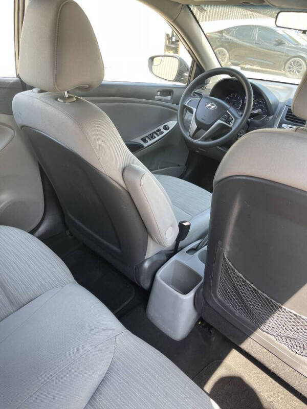 2015 Hyundai Accent GS