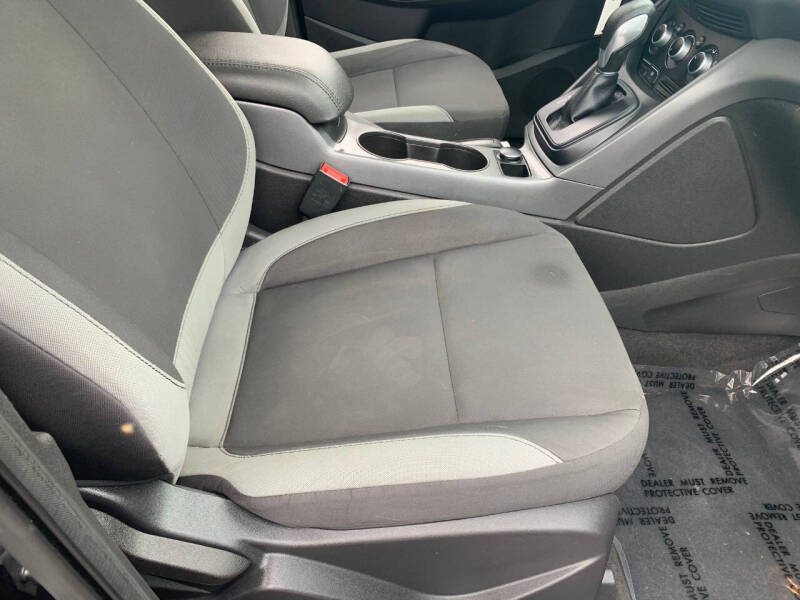 2014 Ford Escape S