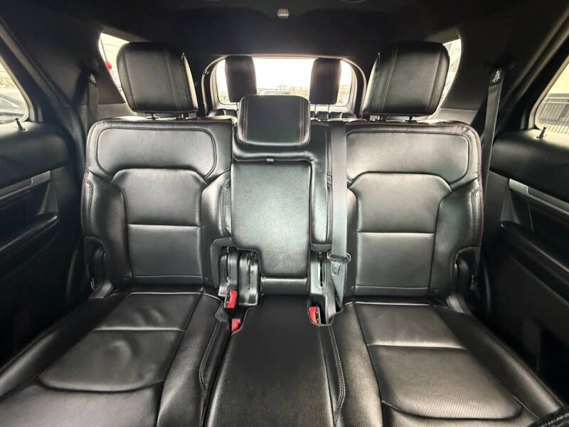 2016 Ford Explorer Sport