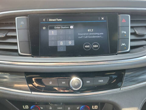 2023 Buick Enclave Essence