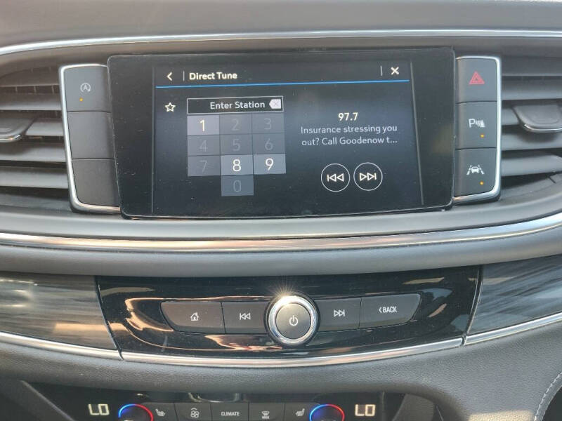 2023 Buick Enclave Essence