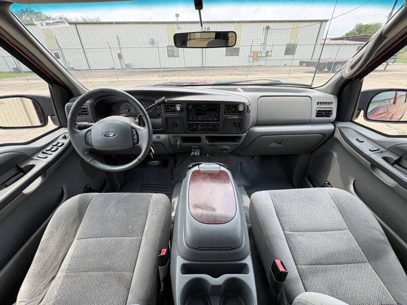 2002 Ford Excursion XLT