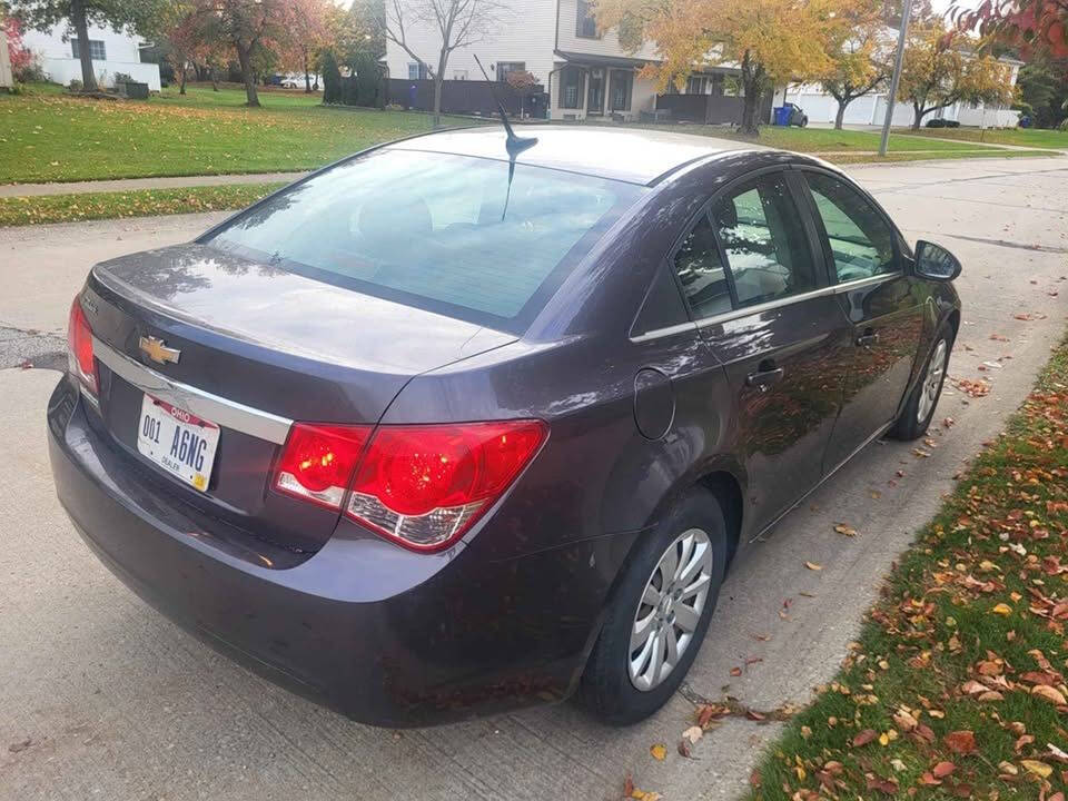 2011 Chevrolet Cruze for sale at Sara Auto Mall, LLC in Cleveland, OH