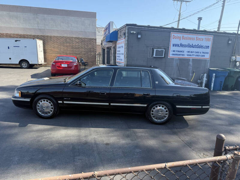 1999 Cadillac DeVille Base