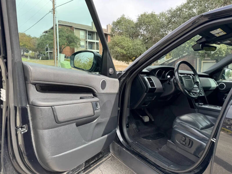 2020 Land Rover Discovery SE