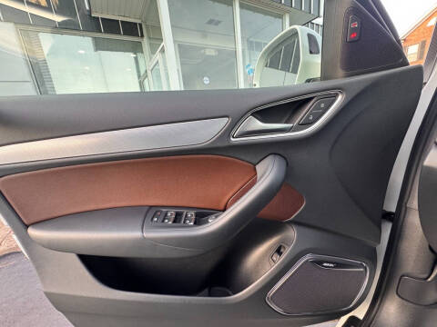 2018 Audi Q3 2.0T quattro Sport Premium Plus