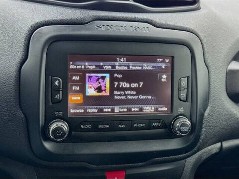 2017 Jeep Renegade Deserthawk