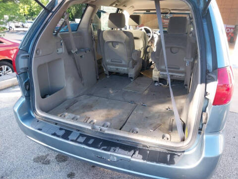 2008 Toyota Sienna LE 7-Passenger