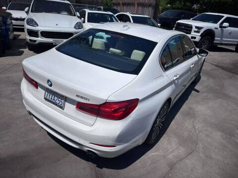 2017 BMW 5 Series 530i