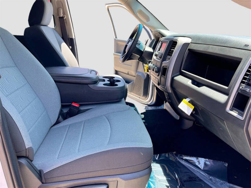 2024 RAM 1500 Classic Tradesman