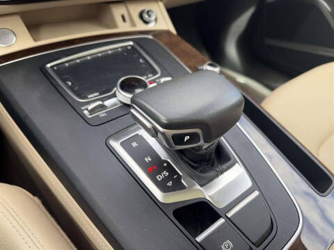 2019 Audi Q5 quattro Premium Plus 45 TFSI