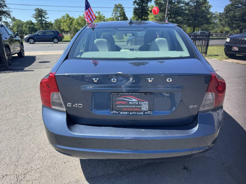 2010 Volvo S40 2.4i