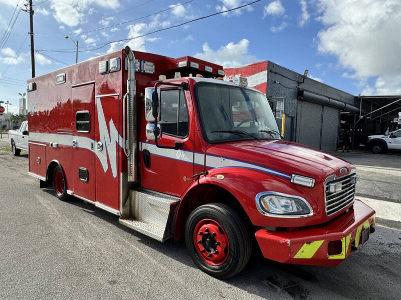 2016 Freightliner M2 106