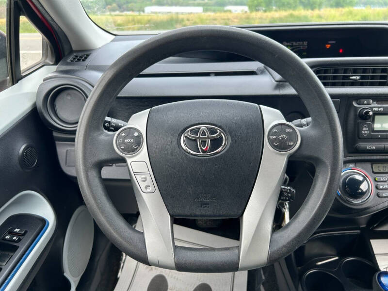2013 Toyota Prius c Four