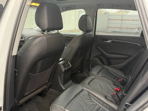 2016 Audi Q5 2.0T quattro Premium Plus