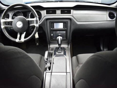 2014 Ford Mustang V6