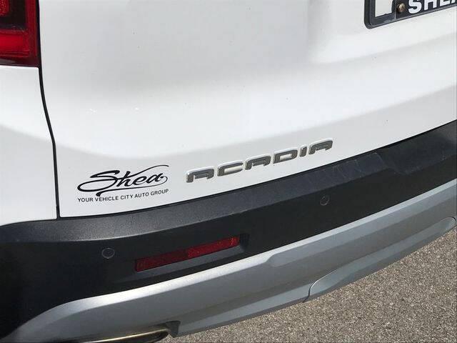 2022 GMC Acadia SLT