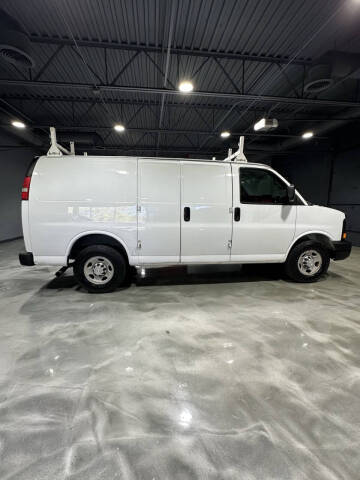 2016 Chevrolet Express 2500