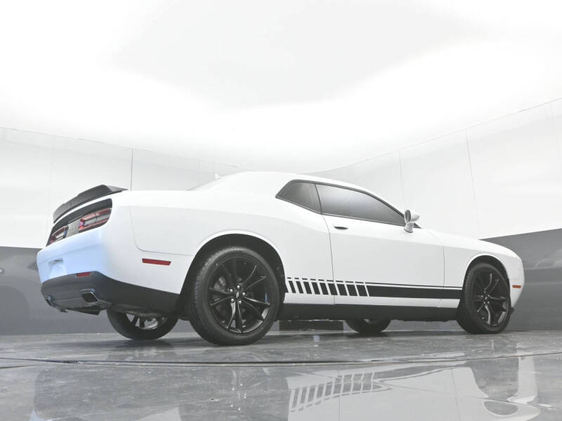 2017 Dodge Challenger SXT