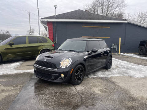 2013 MINI Hardtop for sale at 269 Auto Sales LLC in Kalamazoo MI