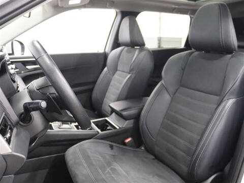 2024 Mitsubishi Outlander PHEV SE