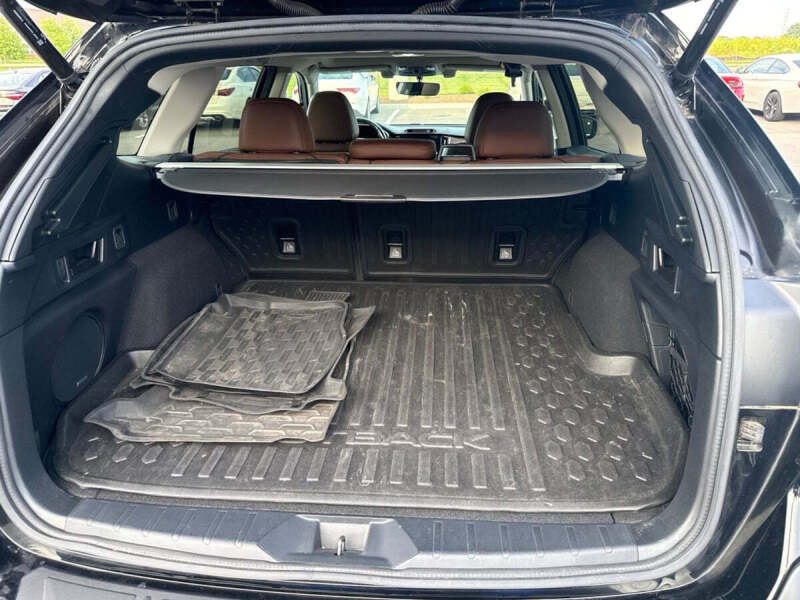 2020 Subaru Outback Touring