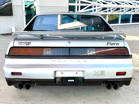 1987 Pontiac Fiero SE