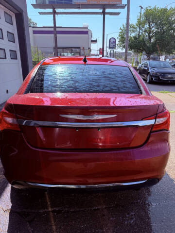 2014 Chrysler 200 Limited