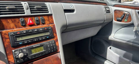 2000 Mercedes-Benz E-Class E 320
