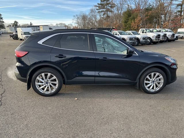 2021 Ford Escape Hybrid Titanium