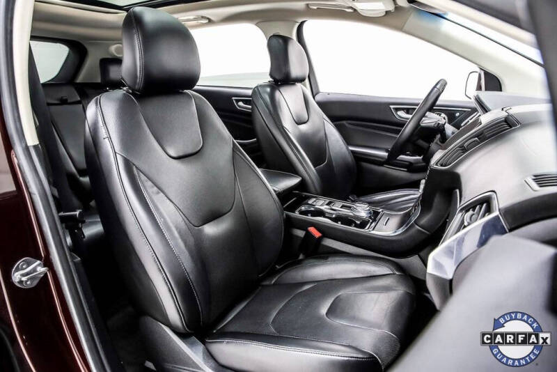 2019 Ford Edge Titanium