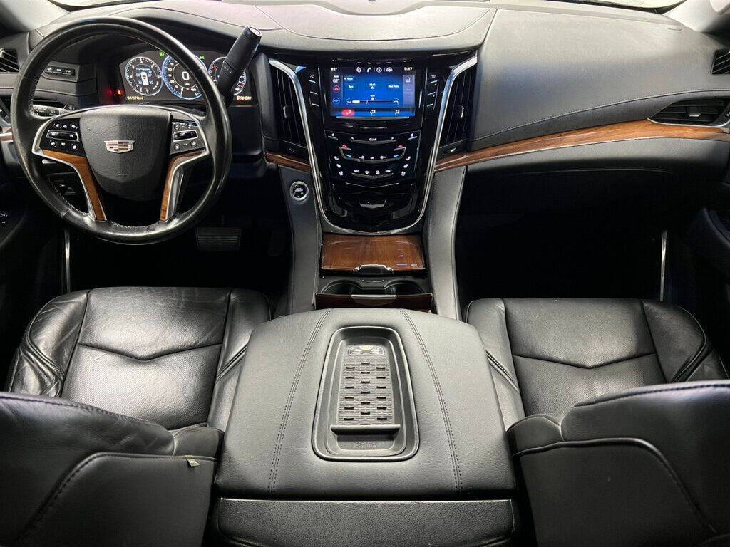 2015 Cadillac Escalade for sale at Conway Imports in   Streamwood, IL