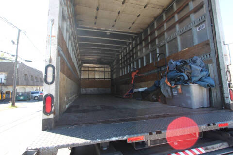 2015 Freightliner M2 106