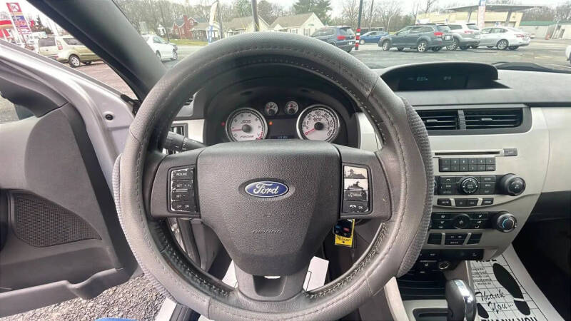 2009 Ford Focus SES