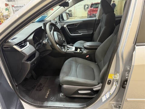 2019 Toyota RAV4 Hybrid LE