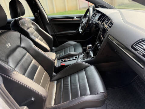 2015 Volkswagen Golf R 4Motion