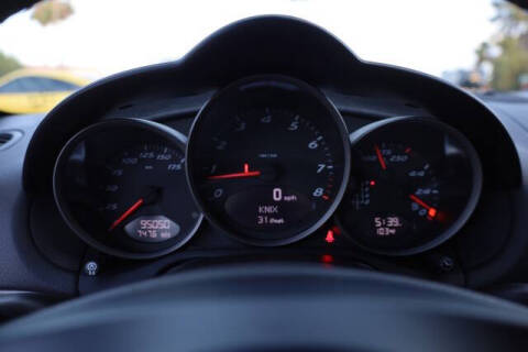 2011 Porsche Cayman