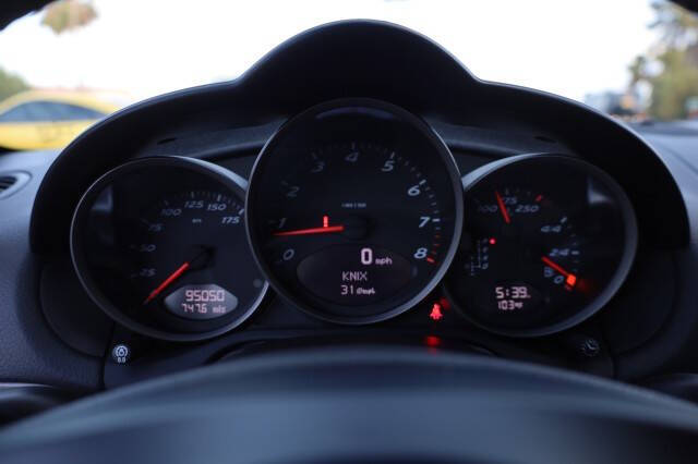 2011 Porsche Cayman