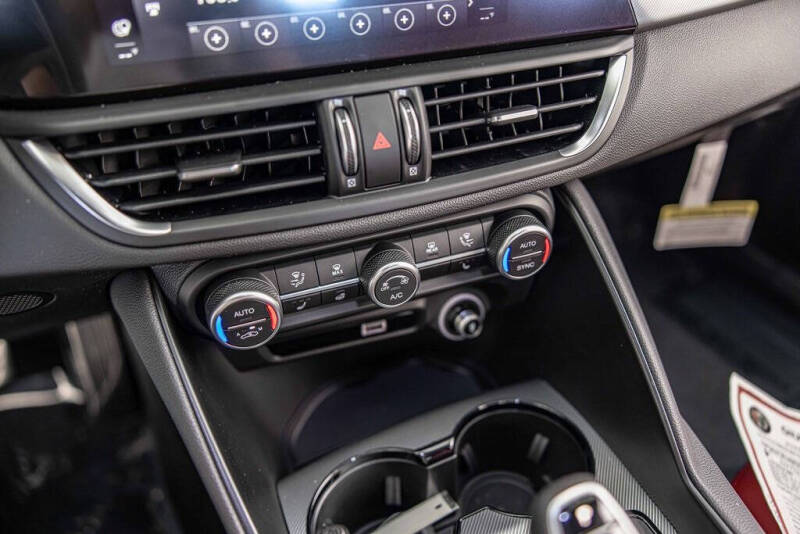 2025 Alfa Romeo Giulia