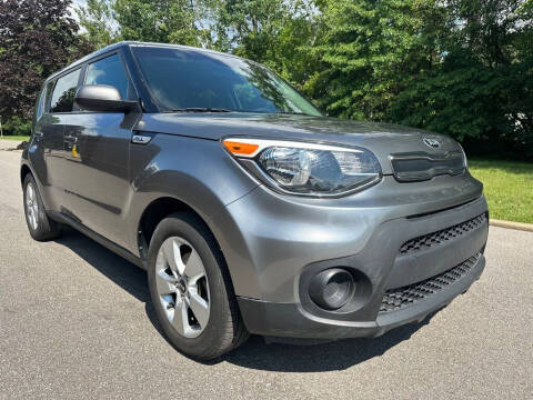 2019 Kia Soul for sale at Minnix Auto Sales LLC in Cuyahoga Falls OH